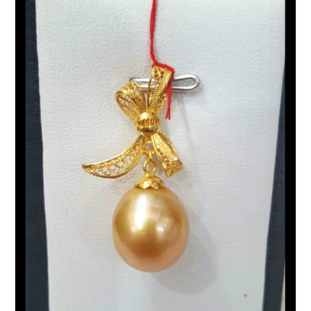 Liontin emas mutiara lombok