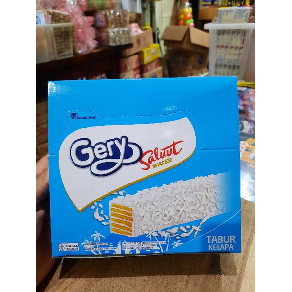 

Gery Saluut Wafer krim kelapa 12pcs @21 gram