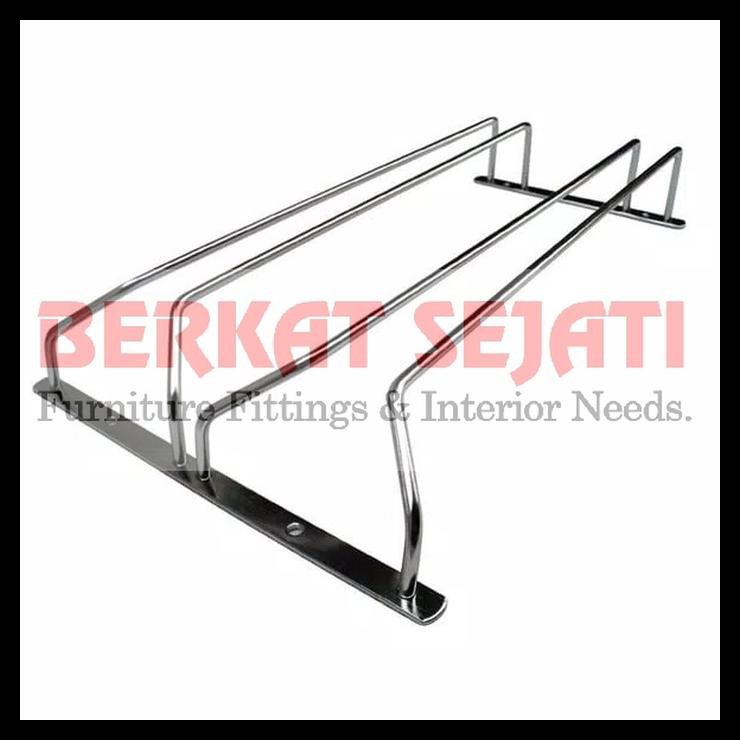 Rak Gelas Wine Gantung Minibar Stainless 2 Jalur Wine Rak Gelas Wine Gantung Minibar Stainless 2 Jalur Wine