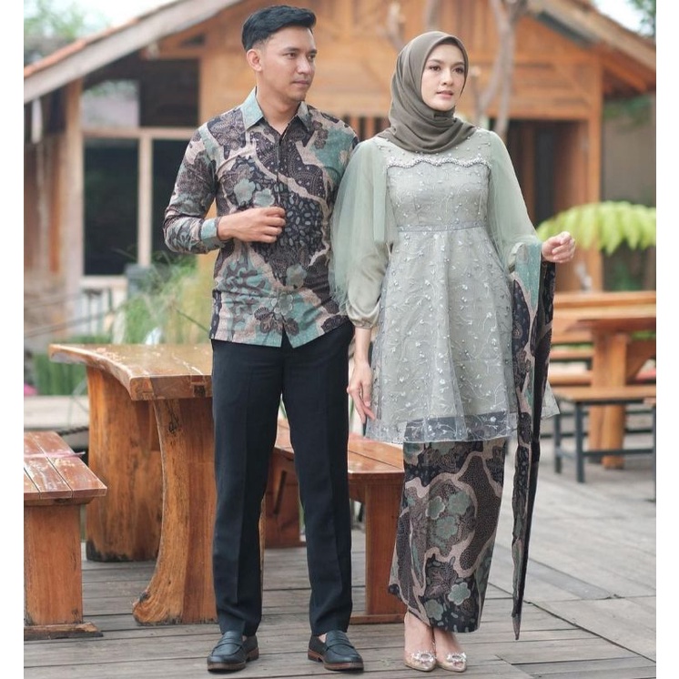 LUNA TUNIC COUPLE BRUKAT KEBAYA BAJU KONDANGAN COUPLEAN BATIK KEBAYA CEWE COWO ARUNIKA SETELAN KEBAYA BAJU SARIMBITAN TUNANGAN BAJU WISUDA TERBARU BAJU TRADISIONAL JAWA COUPLE LEBARAN TERBARU KOPEL COWO CEWE