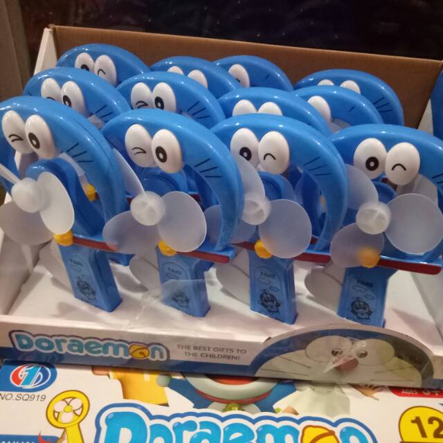 Kipas doraemon/ mainnan anak