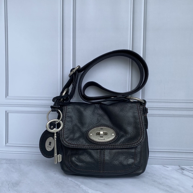 Fossil maddox turnlock preloved