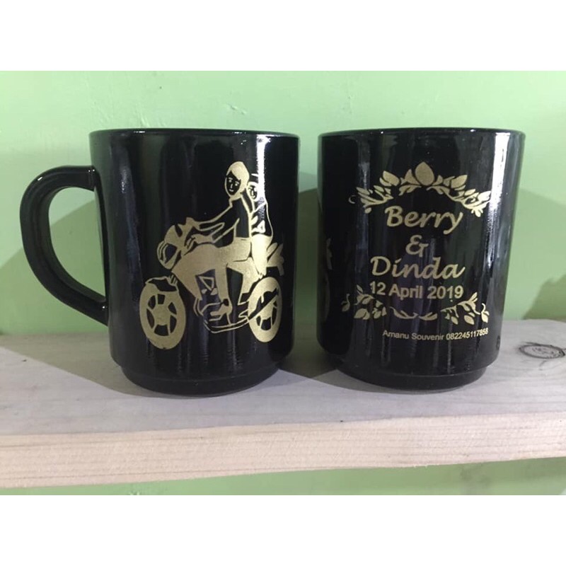 gelas cangkir souvenir black gold Ulang tahun anak nikah pernikahan elegan aesthetic mewah