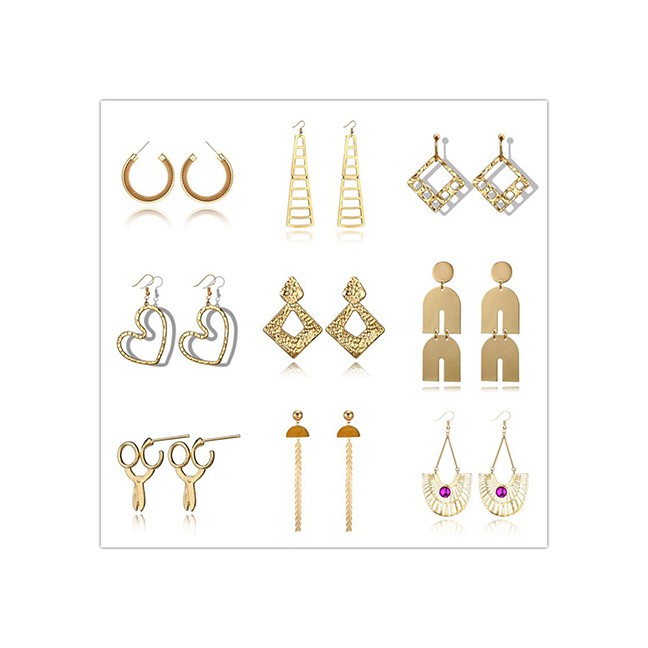 LRC Anting Gantung Fashion Golden Love Irregular Bump Earrings D76510