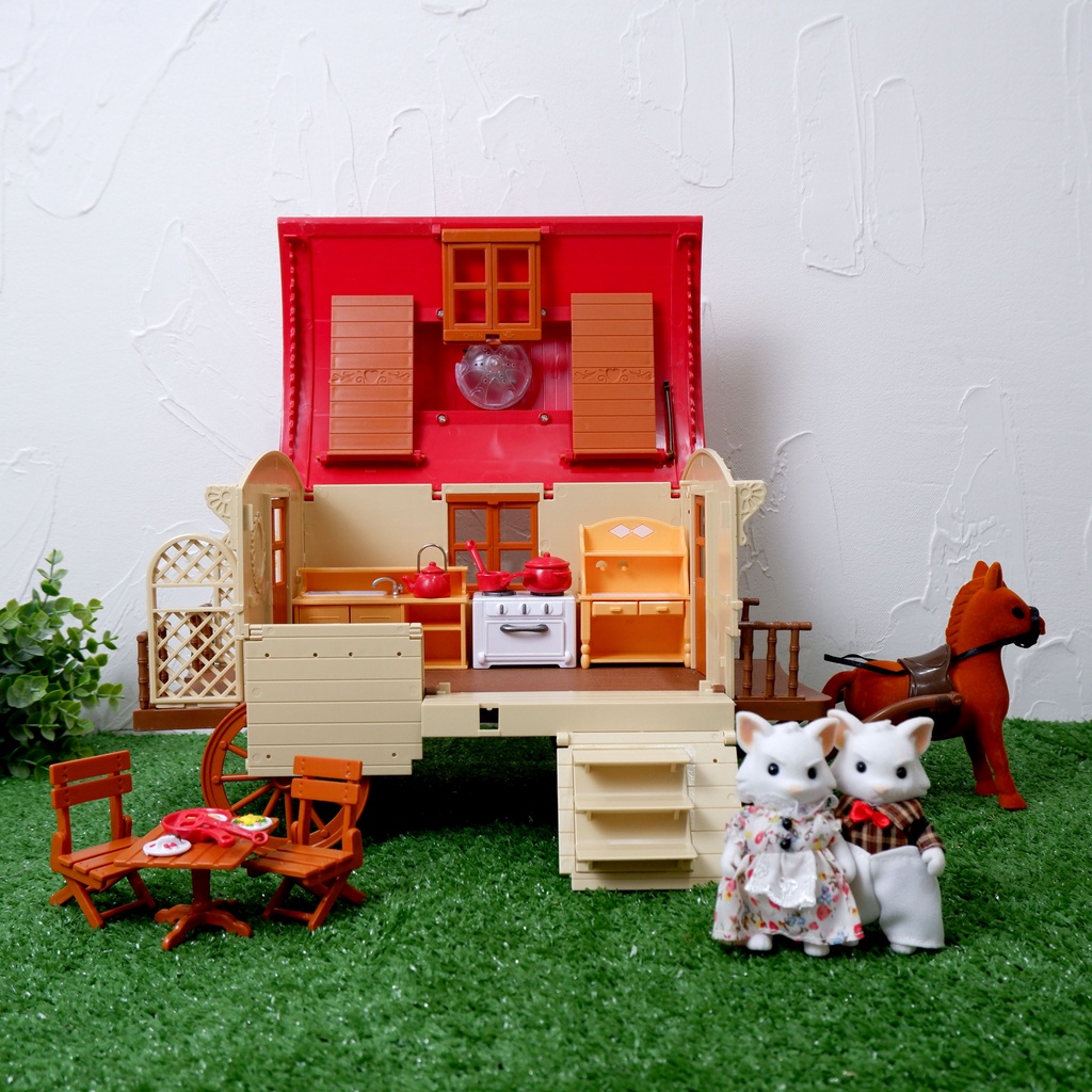 Mainan Koleksi Mirip Sylvanian Horse Carriage