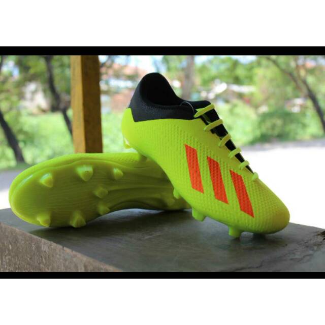 Sepatu adidas X sepakbola futsal