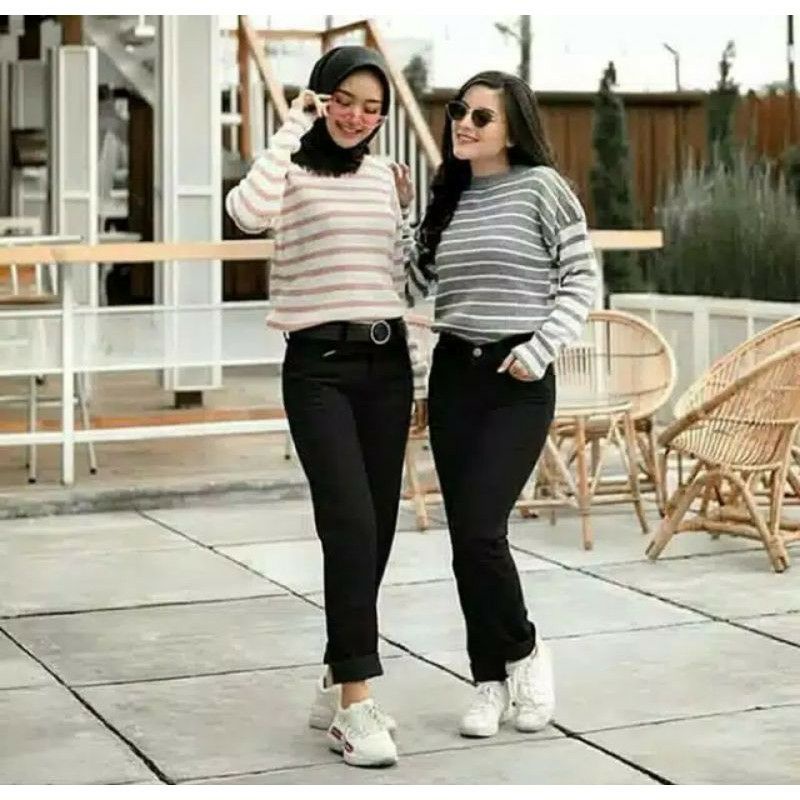 CELANA PANJANG JEANS.//CELANA JEANS WANITA.//CELANA BOYFREND.//CELANA BYFRENF POLOS.