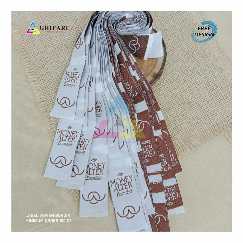 

Woven label 3x5cm / Label Bordir / Label rajut / label pakaian / label hijab / label gamis