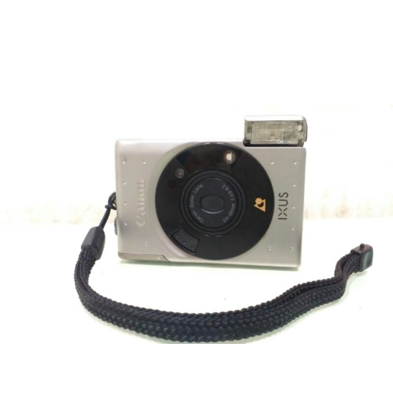 canon ixus ix240