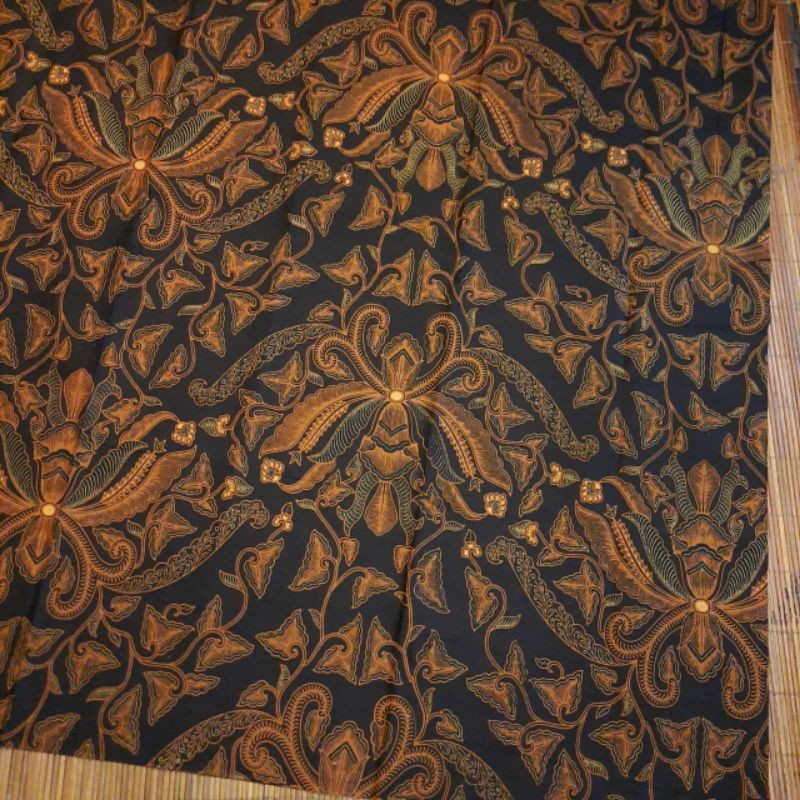 KAIN BATIK SOLO JARIK SOGAN MOTIF pisang bali latar hitam