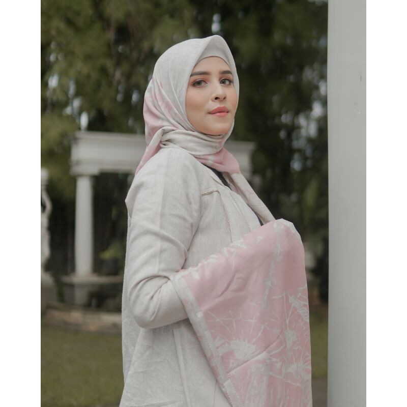 Religi Signature Scarf - Madinah