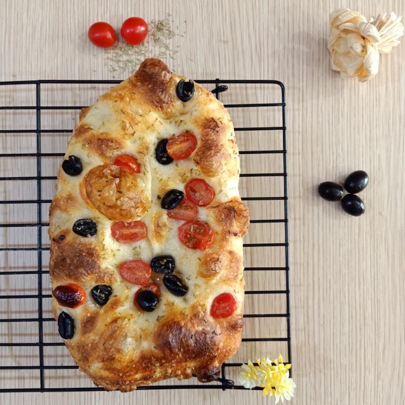 

Focaccia sourdough with black olive and tomato cherry INSTAN DELIVERY ONLY