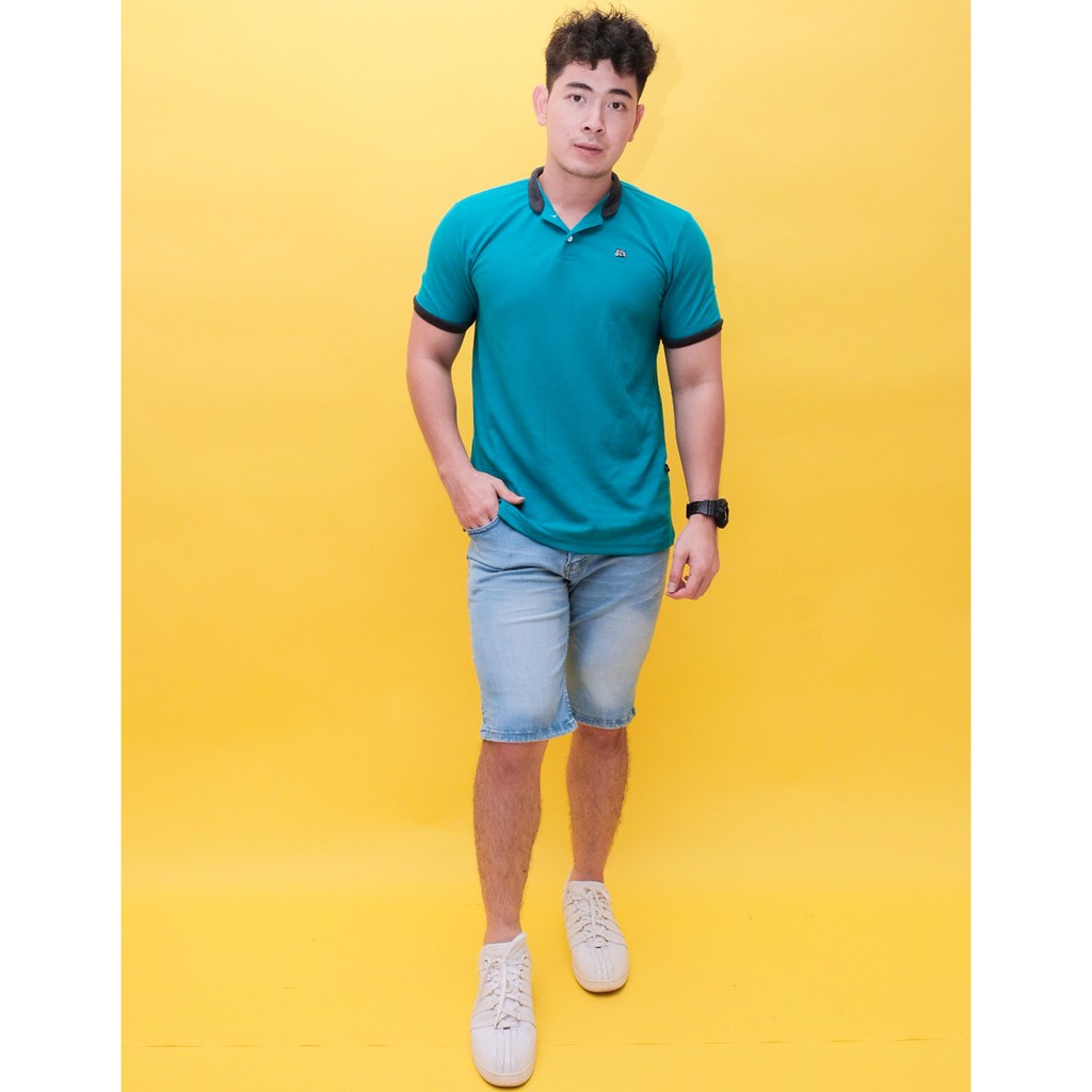 Credomenstore Kaos  Kerah Lengan Pendek Tosca  Polos  Kaos  