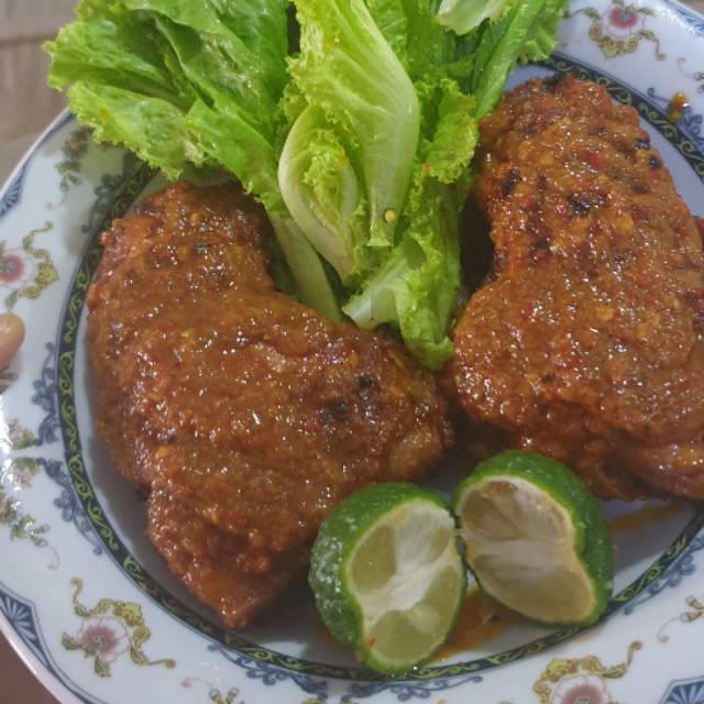 

ayam bakar taliwang per potong (paha/dada)