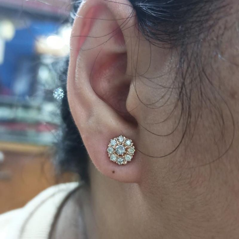 Anting berlian medan asli