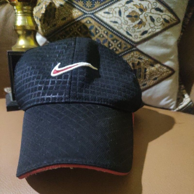 Nike Trucker Vintage Not MLB NBA NFL