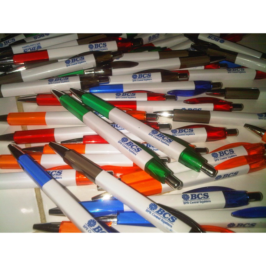 

Pulpen Souvenir Carinex Segiempat (MIN ORDER 50PCS)/ Pulpen Promosi Karinex / Pulpen Plastik Cetak Logo