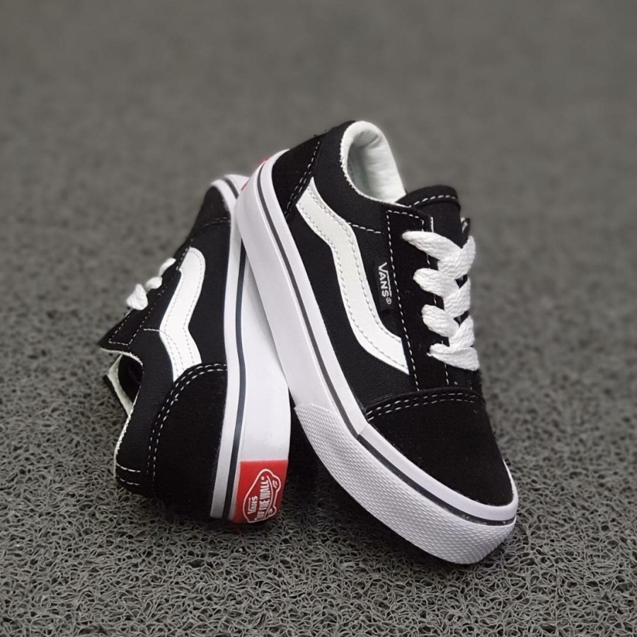 SEPATU VANS OLDSKOOL BLACK WHITE HITAM PUTIH KADO COWOK CEWEK LAKI LAKI PEREMPUAN ANAK LUCU IMUT