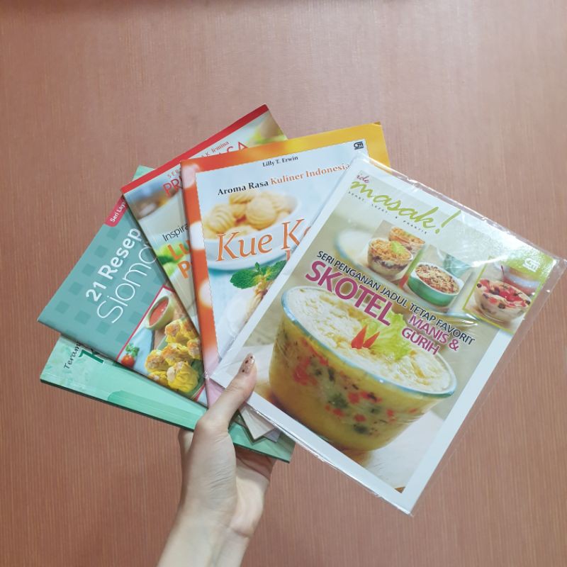 Jual Buku Resep Preloved Kue Kering / Skotel / Siomay / Lumpia Risoles ...