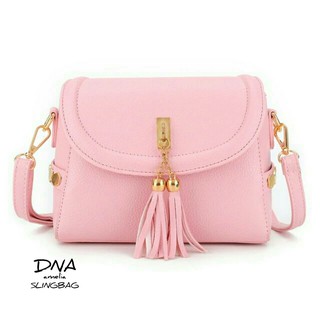 iTasi iSelempangi iWanitai Emelia Slingbag iShopeei Indonesia