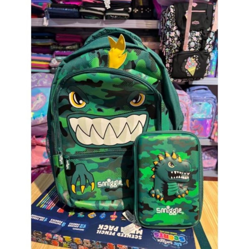 

Tas Ransel Besar Set Tempat Pensil / Campur Merk