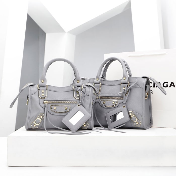 ukuran tas balenciaga small