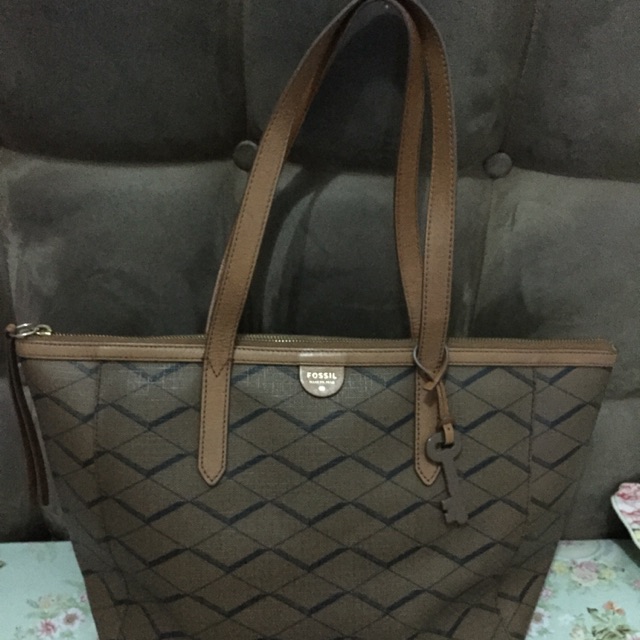 Preloved Totebag Fossil Original