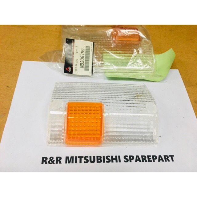 Mika lampu sen L300 depan kiri L300 Original 100% Mitsubishi MB306789
