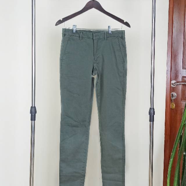 CELANA CHINOS
DOCKERS - Alpha Men's Seaworn Khaki TOBACCO