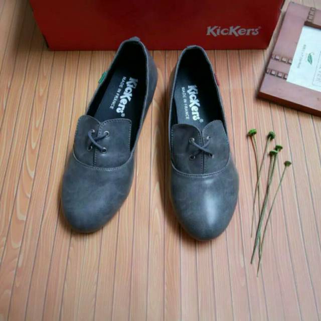 Sepatu Cewek Wanita Kickers Casual Santai Formal Slip On Flat Murah Kerja Sekolah Dinas Kantor ..,..