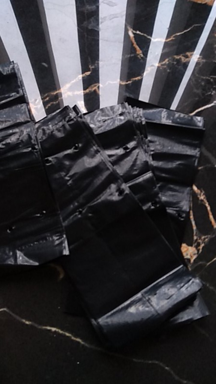 Polybag/polibeg/kantong Tanaman Ukuran 16x21 (paket Murah Isi 20 Lembar)