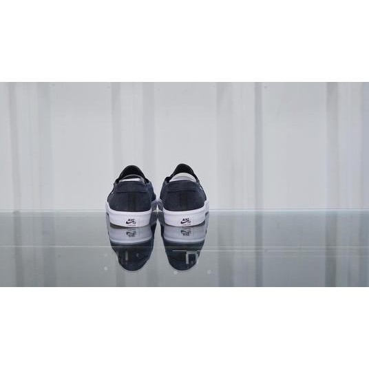 nike sb portmore solarsoft slip on