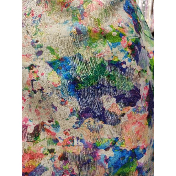Kain Jacquard Emboss Motif Bunga Cantik