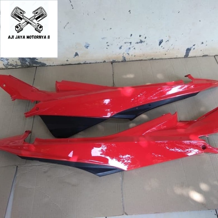 Body Fu facelift merah / Cover body motor Fu