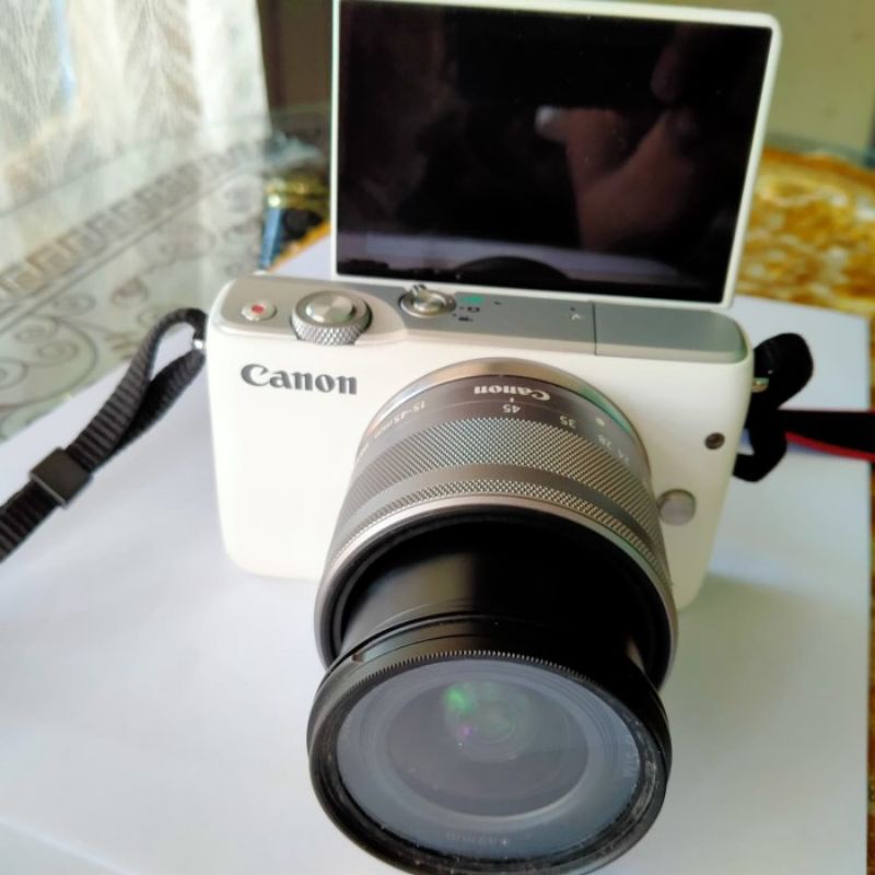 camera mirrorless canon EOS M10