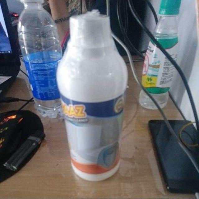 Pembersih Porcelain Serbaguna Faaz Pembersih Noda Kaca Membandel