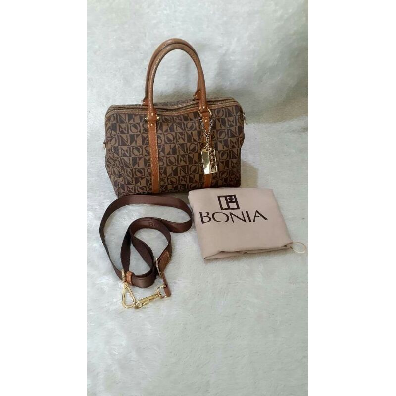 Bonia speedy preloved