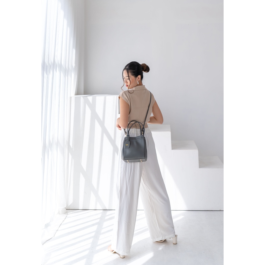 Myla Basic Slingbag by Nonataliashop