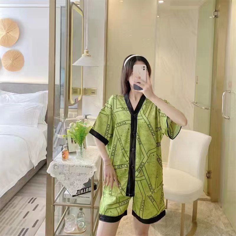 SETELAN BAJU TIDUR  SATIN PIYAMA IMPORT PRMIUM SILK WANITA SATIN CP PP LENGAN PENDEK CELANA PENDEK PREMIUM