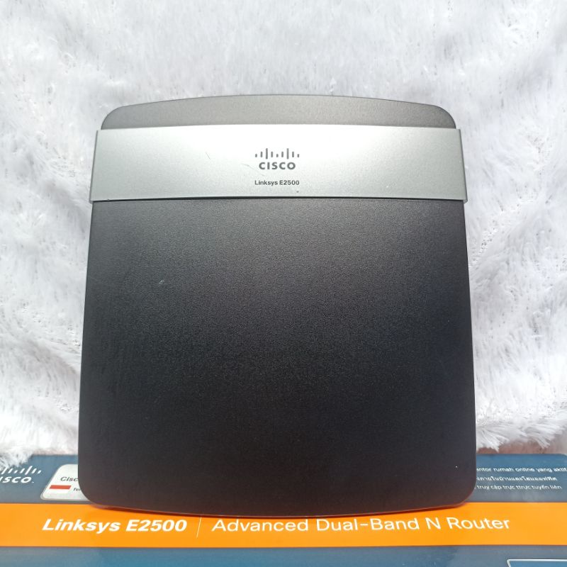 WiFi Router CISCO Linksys E2500 - second