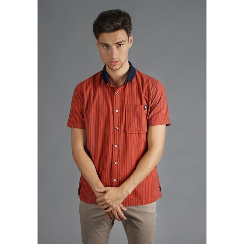 Kemeja panjang original Lois Shopee Indonesia Kemeja panjang original Lois Shopee Indonesia