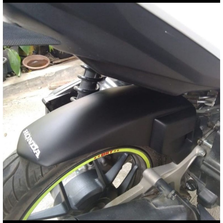 hugger Vario spakbor kolong belakang airblade Vario 125 150