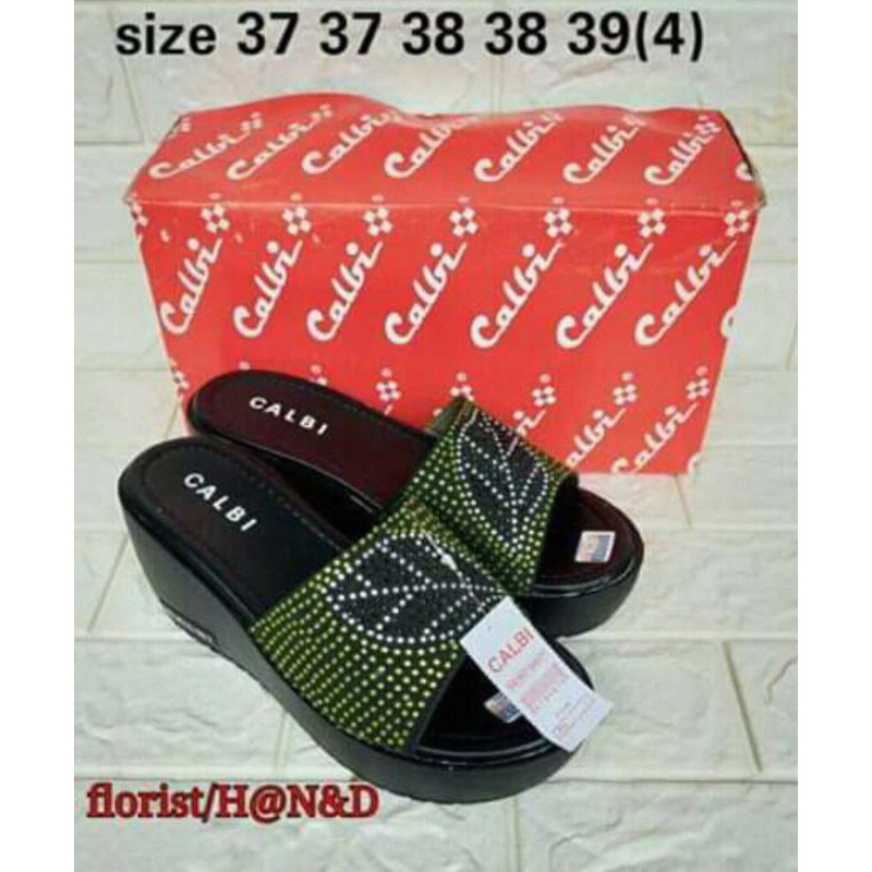 

Calb Cokelat By Florist