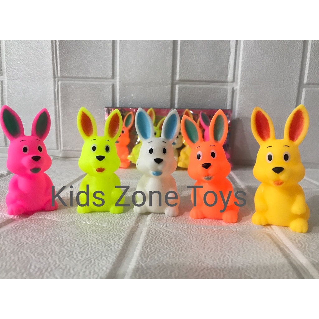 Mainan Kelinci Karet Bunyi Cit B810