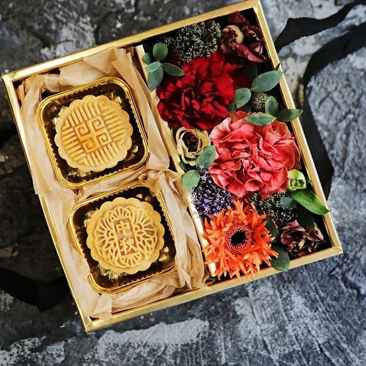 

Terlaris ATZ Ins Korean Folding Square Flower Box - Box Bunga - Box kado - bloom box - flower box -