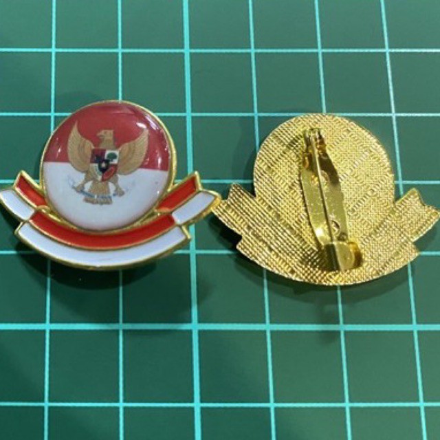 Pin GARUDA MERAH PUTIH Bendera Kuningan Peniti PREMIUM