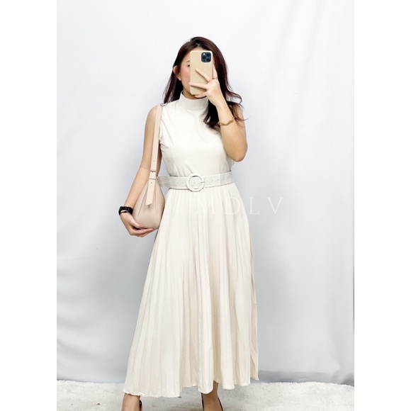 MDLV ~ 9093# Merceda Halter Neck Pleated Maxi Dress Maxi Long Dress Fashion Import