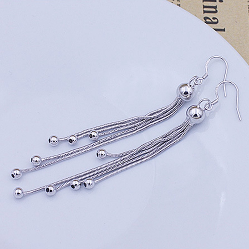 Anting Gantung Sterling Silver 925 Model Rantai Ular Dengan Bola Pompom Untuk Wanita