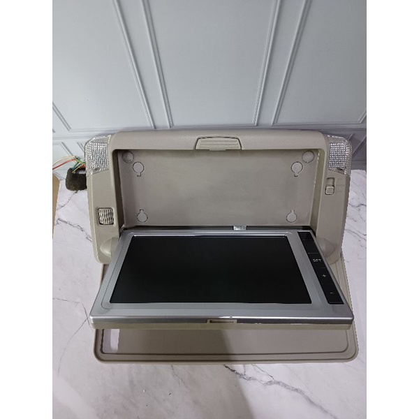 tv plavon oem innova/fortuner second