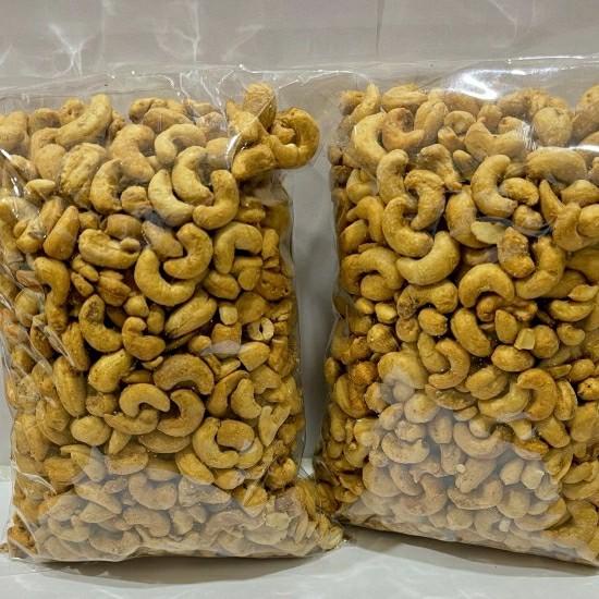 

kacang mede matang 1 kg
